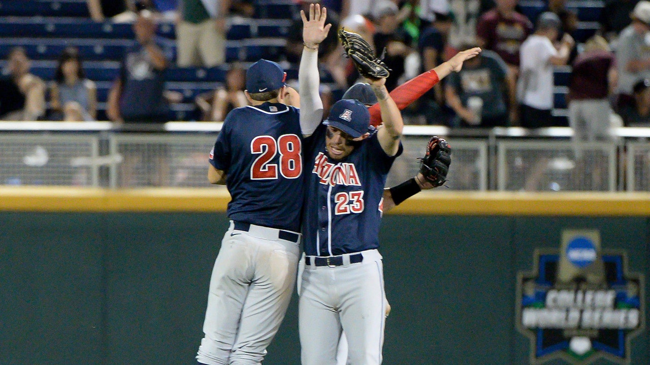 Bannister strikes out 11, Arizona beats Miami to open CWS